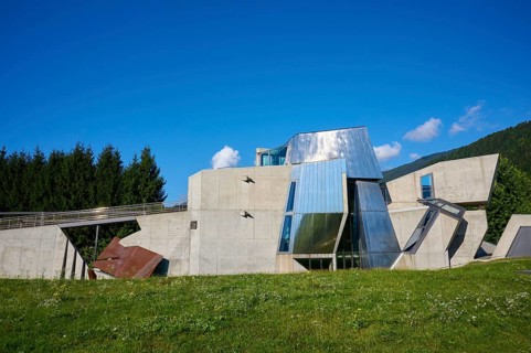 Domenig stone house, Modern Architecture, Steindorf am Lake Ossiach, Lake Ossiach, Carinthia,