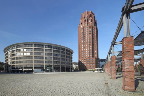 Walther von Cronberg Platz with Colosseo and Main Plaza Hotel Lindner 88m, Sachsenhausen, Main,