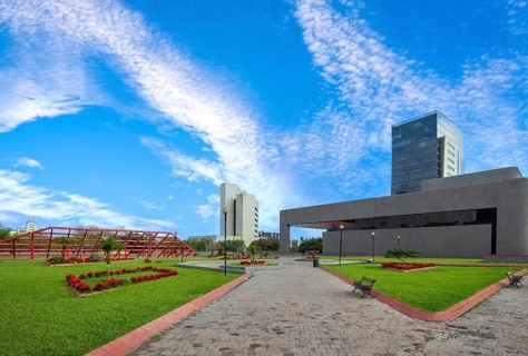 Mexico, Monterrey, Landmark Macroplaza Gran Plaza square in historic city center.