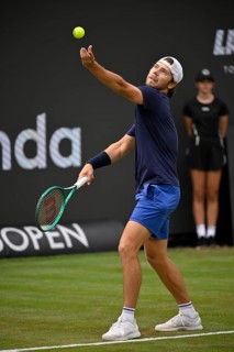 Aleksandar Kovacevic USA action serve BOSS Open 2026, ATP 250 tennis, lawn tournament, Stuttgart,