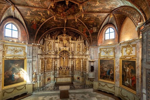 Villefranche de Rouergue. City of Art and History. Chapel of the Black Penitents, baroque art 17th.