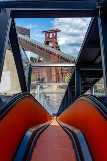 UNESCO World Heritage Zeche Zollverein, Doppelbock Conveyor Shaft XII, escalator to coal washing