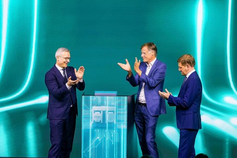 Infineon Smart Power FAB opened in Dresden. Federal Minister for Digital and State Modernization,