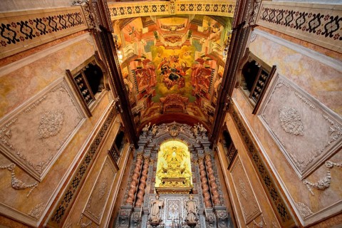 Cathedral of Our Lady of the Immaculate Conception, Choir and adorned ceiling, Santarem, Ribatejo,