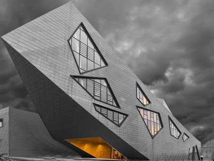 Modern university building by American architect Daniel Liebeskind, black and white, Lüneburg,