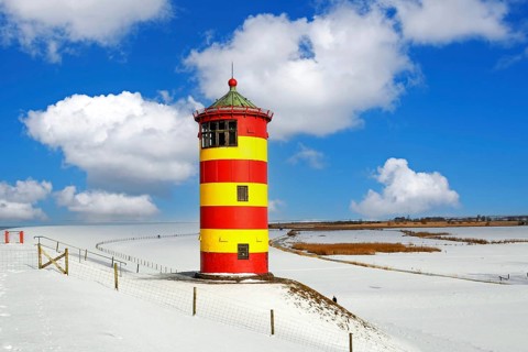 Pilsumer lighthouse in Winterlandschaft, East Frisia, Lower Saxony, East Frisia, Lower Saxony,
