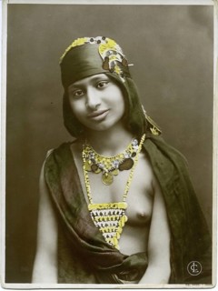 Berberine, Ouled-Naïl, Orient, North-Africa, Tunisia, Algeria, Morocco, half-nude, eroticism,