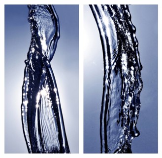 A pair of images of water moving in backlight in front of the sun frozen by short exposure in blue