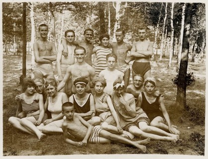 Bathing, swimwear, woman, men, leisure, fun, summer, A group of young men and woman posing in the