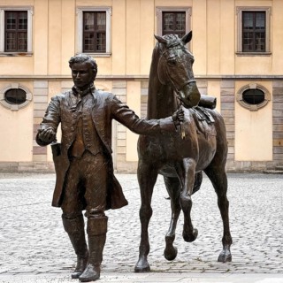 Life-size bronze sculpture, equestrian statue of the late reading rider by Valerie Otte in the