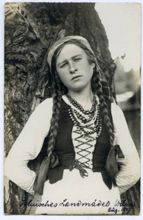 Poland, country girl, Vilnius, Lithuania, World War I, young girl in traditional dress with long