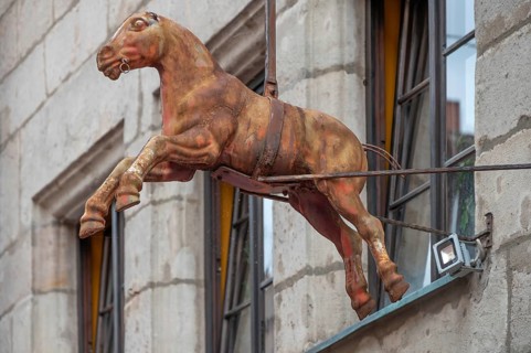 Antique rocking horse on a house wall, Obere Wörthstraße, Nuremberg, Middle Franconia, Bavaria,