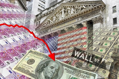 Symbolic image of New York Stock Exchange, stock market prices, falling prices, bull and bear,