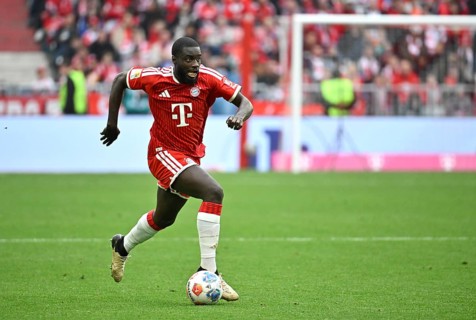 Dayot Upamecano FC Bayern Munich FCB (02) Action on the ball Football Bundesliga, Allianz Arena,