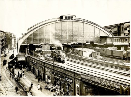 Schlesischer Bahnhof, Berlin, view from street an der Ostbahn, today Ostbahnhof, steam locomotive,