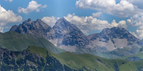 Mountain panorama of Marchspitze, 2614 m, Großer Krottenkopf, 2657 m, Kleiner Krottenkopf, 2553 m,
