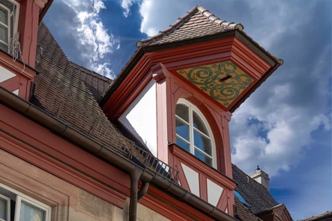 Historischer Dachaufzugserker, Weißgerbergasse 29, Nuremberg, Middle Franconia, Bavaria, Germany
