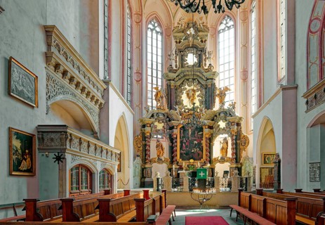 Naumburg Evangelical Lutheran City Church St. Wenzel, interior view of the altar, market square,