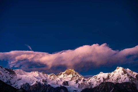 View from Renjo La Pass, 5360 m, of Himalayan mountain range in the evening light, Solu Khumbu,