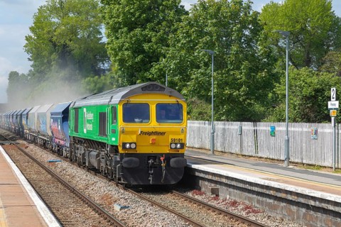 Freightliner Class 59 locomotive 59101 goods train passing through Pewsey railway station,