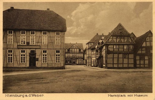 Market square in Nienburg on the Weser, museum and traditional half-timbered houses, Lower Saxony,