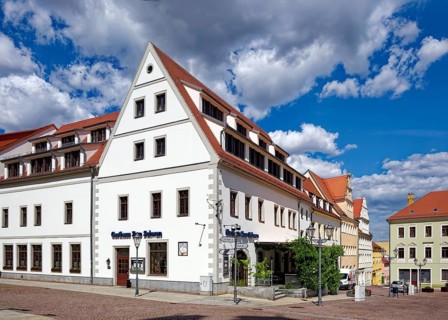 Historisches Gasthaus Zum Schwan, Renaissance building, tavern, cultural monument, hotel and
