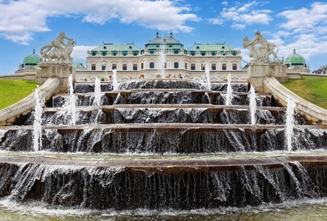 Mussel Fountain, Upper Belvedere above, Belvedere Palace, former summer residence of Prince Eugene