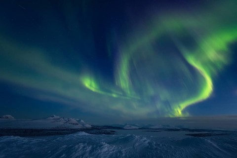 Northern Lights (Aurora borealis) over Lake Akkajaure and the Akkamassif, Stora Sjöfallet National