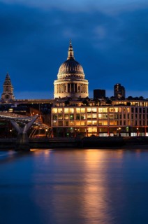 Millennium Bridge, Pedestrian Suspension Bridge, St Paul's Cathedral, Dusk, Blue Hour, City of