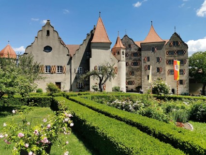 Castle garden, courtyard with princely building, Harburg Castle, Harburg, Donau-Ries district,