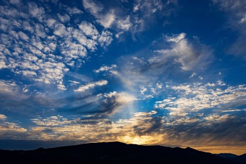 Cloudscape of altocumulus clouds at dawn, sunrise, cloud formation, Mondseeland, Salzkammergut,
