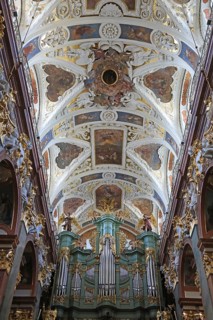 The green and gold organ brochure of the main organ in the Jasna Gora monastery basilica in