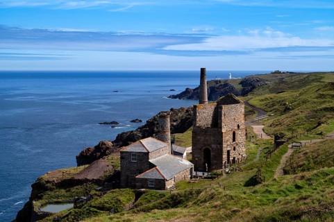 Steam boiler house, winch building, pump building, cooling pond, ruin, Levant mine, tin mine,