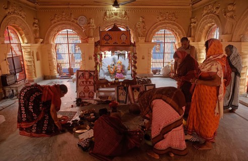 Hindu ritual in honour of the hindu deities Krishna and Radha at Sonepur (Odisha, India)