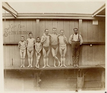 Grünau, near Berlin, swimming, swimming, swimwear, leisure, summer, swimming, men, and boys in