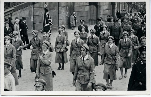 Women in uniform, BDM, patriotic flag, National Socialism, organization, march, rally, lift, caps,