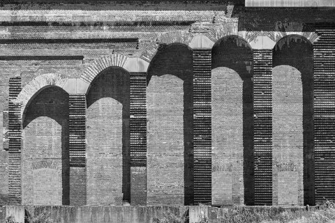 Detailed view of the masonry of the Congress Hall in the courtyard, unfinished National Socialist