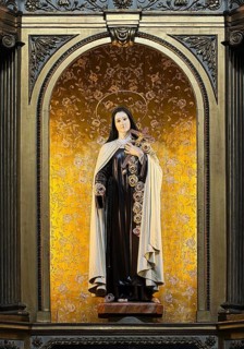 Sacred artwork in the Igreja da Santíssima Trindade, Church of the Holy Trinity, Porto, Portugal