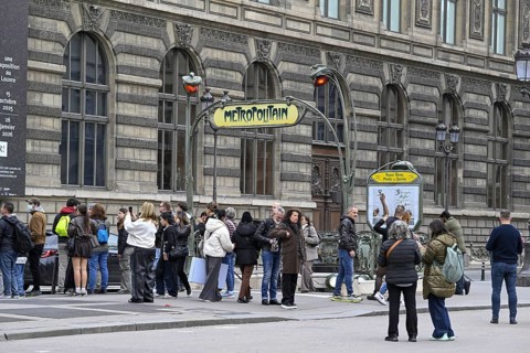 Street scene at Palais Royal/Musée du Louvre metro station, 1st arrondissement, Paris,