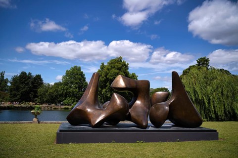 Vertebrae sculpture by Henry Moore, consisting of three parts, Royal Botanic Gardens, also Kew