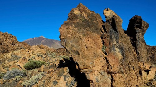 Large volcanic rocks under a clear sky against an impressive backdrop, Teide, Parque Nacional del