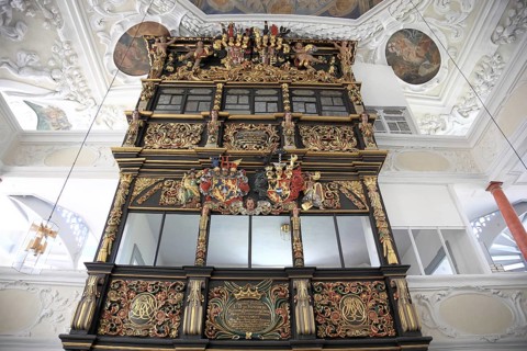 Power lodge, Evangelical Lutheran St. Lawrence Church. The two floors offered space for the Barons