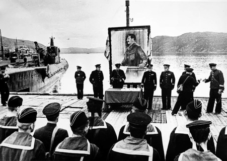 Red Army men, speech in front of a portrait of Joseph Stalin, Northern Front, Murmansk, Soviet