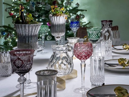 Christmas table decoration with various glasses and carafes