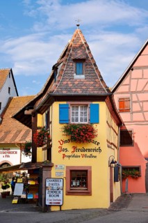 Weingut Joseph Freudenreich, Unterlindenhof, Eguisheim, Haut-Rhin, Alsace, Grand Est, France