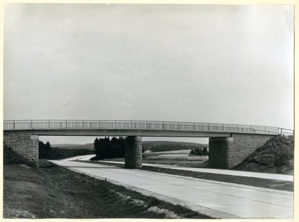 Reichsautobahn, Ober-Lichtenau, Saxony, black and white photo of a simple bridge over a quiet road