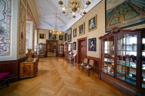 Brown Gallery, originally a passage room between Duke and Duchess, Friedenstein Castle, former