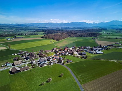 Rüstenschwil hamlet, back the Alps with the Rigi, Auw, Freiamt, Canton of Aargau, Switzerland