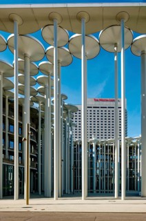 Säulengarten, SAB Forum, Neubau Sächsische Aufbaubank, Leipzig, Saxony, Germany