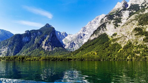 Königssee, wooded shore, Watzmann massif, Watzmann east face, Cirrus in summer, Germany